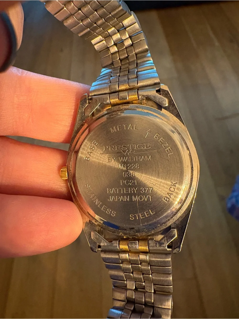 Two-Tone Gold and Silver Men's Quartz Dress Watch